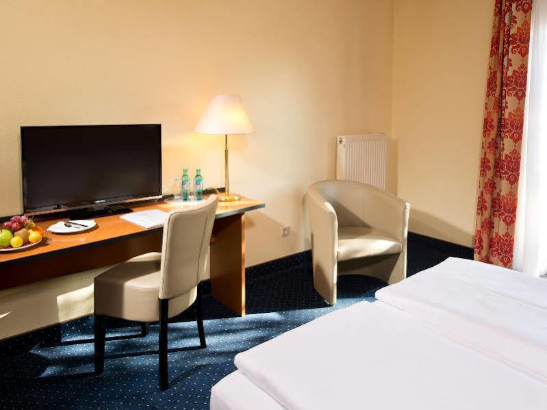 Achat Hotel Zwickau Exterior photo